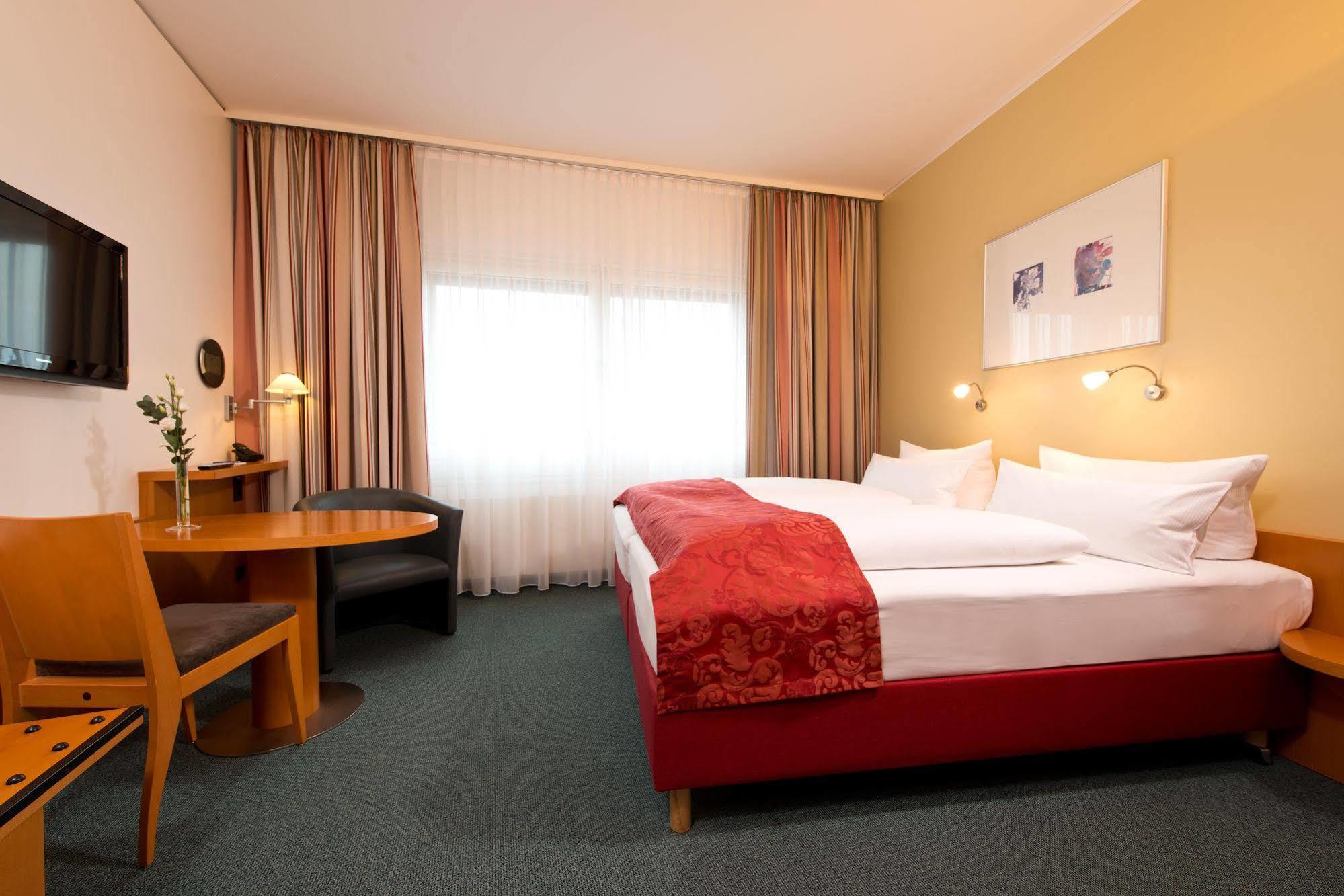 Hotel Am Borsigturm Berlin Exterior photo