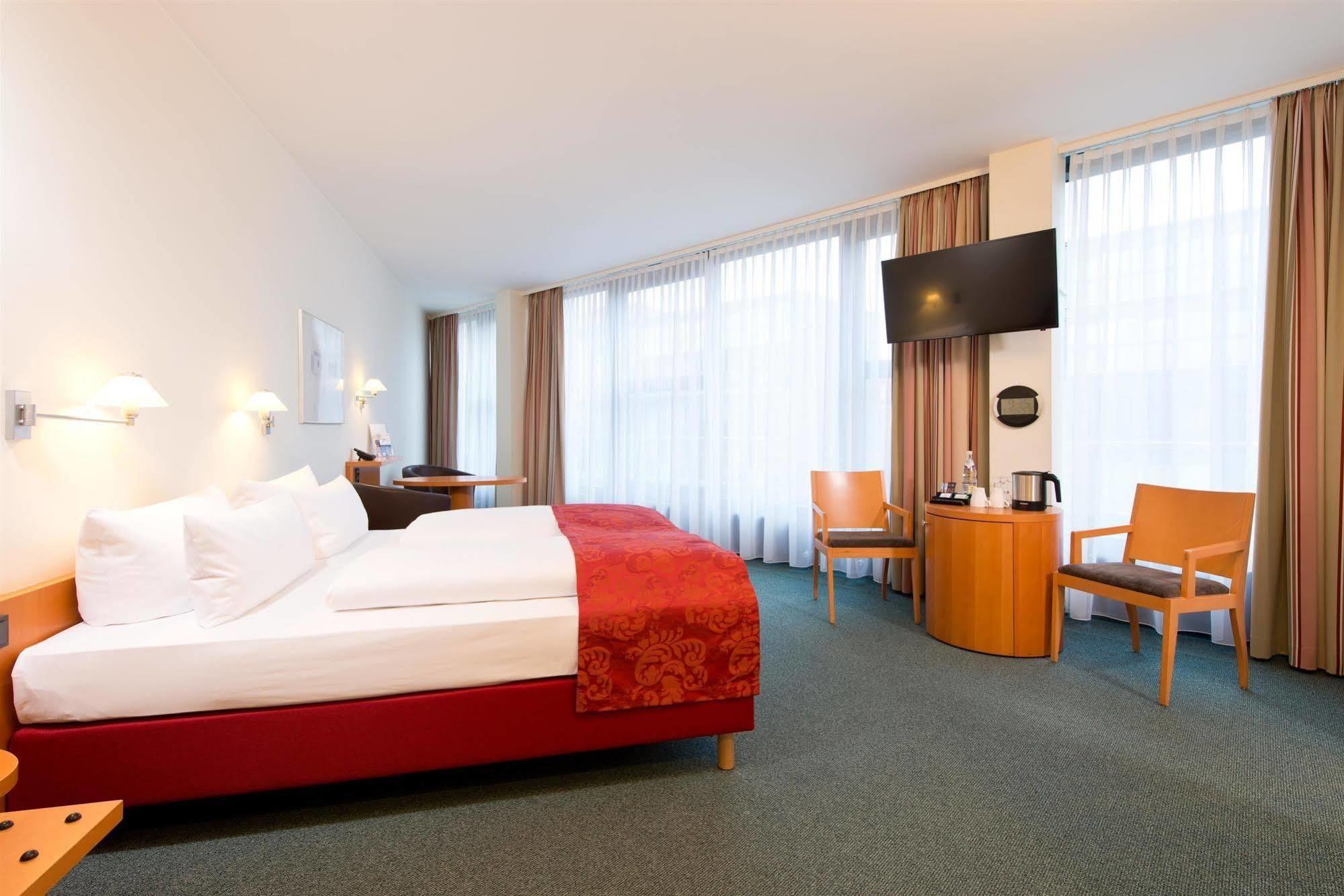 Hotel Am Borsigturm Berlin Exterior photo